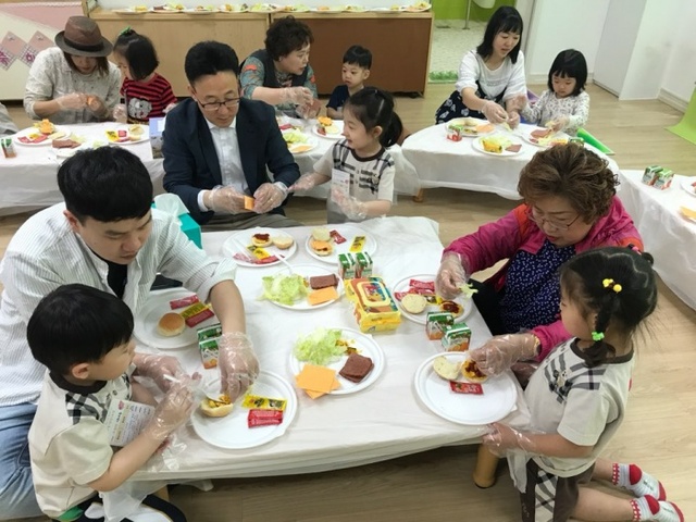 ▲ 김포한가람유 학부모와 함께하는 창의어울림한마당 개최1