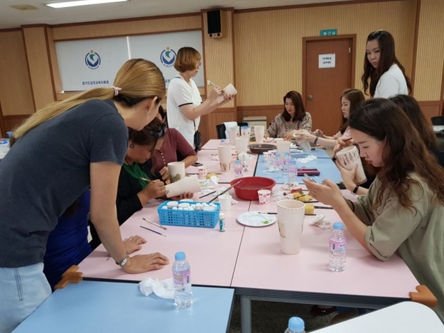 ▲ 김포몽실학교, 카페 하울림의 성공적인 개소를 위한 재능기부 실시
