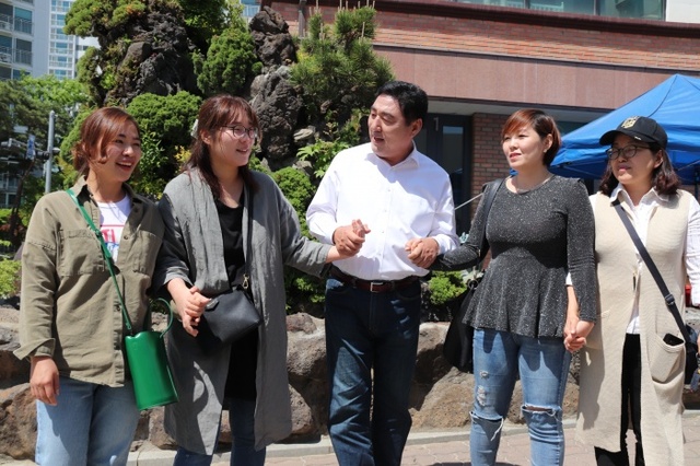 ▲ 한국당 석호현 화성시장 후보, 국내 최초 ‘주부경력 인증제도’ 도입
