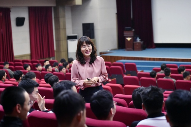 ▲ 공작사 병영 언어예절교육