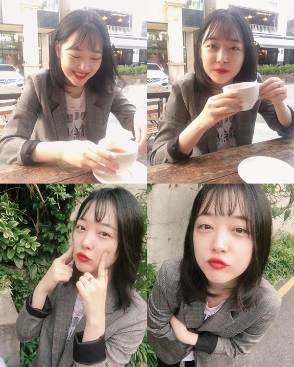 ▲ 그룹 에프엑스 출신 설리가 셀카 사진들을 공개했다. 설리 인스타그램