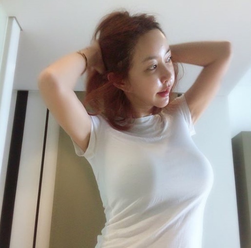 ▲ 원조 걸그룹 S.E.S 출신의 슈. 인스타그램