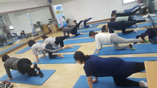 ▲ 모자보건사업(임산부_요가교실)