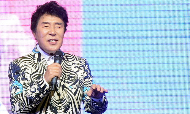 크기변환_송대관공연2.jpg