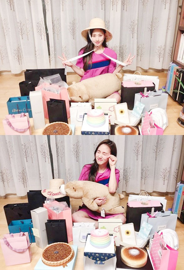 ▲ 배우 고성희가 팬들로부터 받은 선물들을 한데 모아 인증샷을 남겼다. 고성희 인스타그램