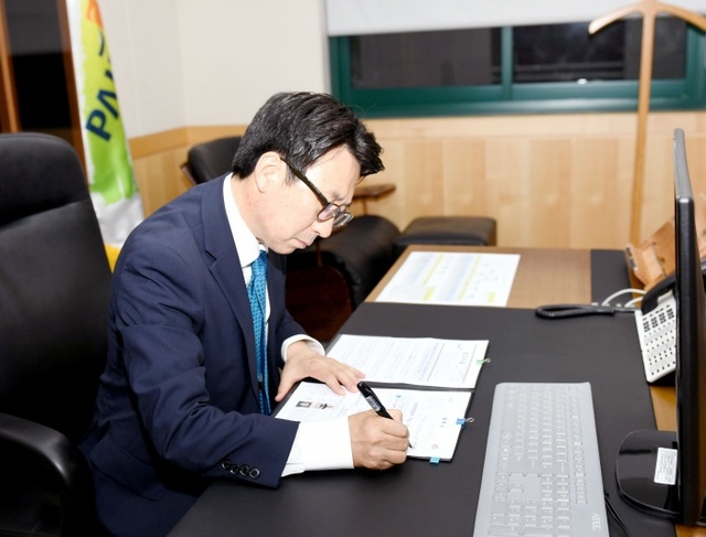▲ 최종환시장 첫 결재