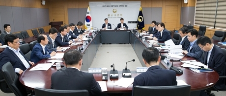 금융위_180713_은행권 회의_041.jpg