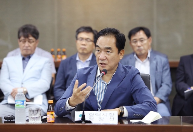 ▲ 정장선 평택시장, 취임 첫 언론인과의 간담회 가져