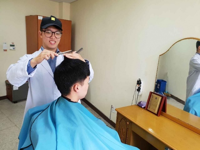 ▲ 해군2함대 소청도 이발병