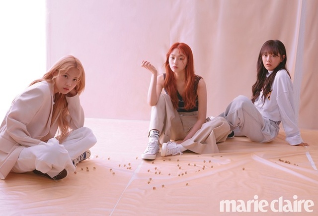 월_구구단 세미나_단체_마리끌레르.jpg