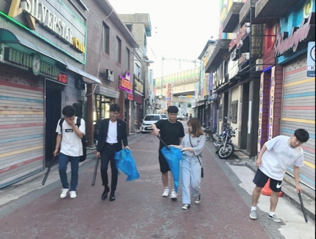 ▲ [사진] 환경정화활동 사진(보산동 일대)