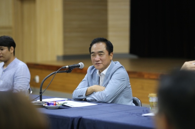 ▲ 정장선 평택시장, 공직자와 연이은 소통행보