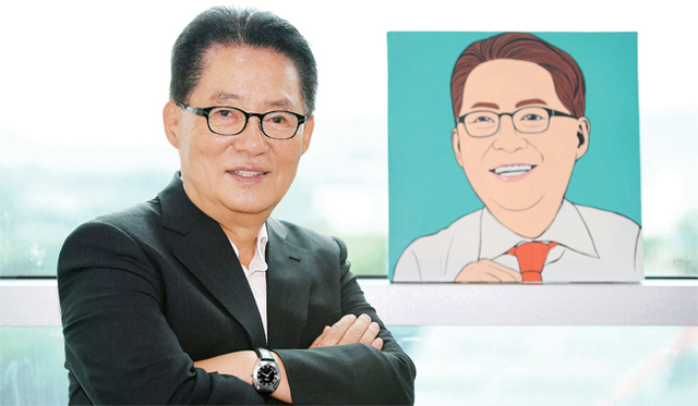 ▲ 박지원 민주평화당 의원은 통일이 언제쯤 되는 것이냐는 질문에 “한반도에서 전쟁하지 않고 교류협력을 계속해 나가면 자연스레 통일이 될 것”이라고 답했다.    조태형기자