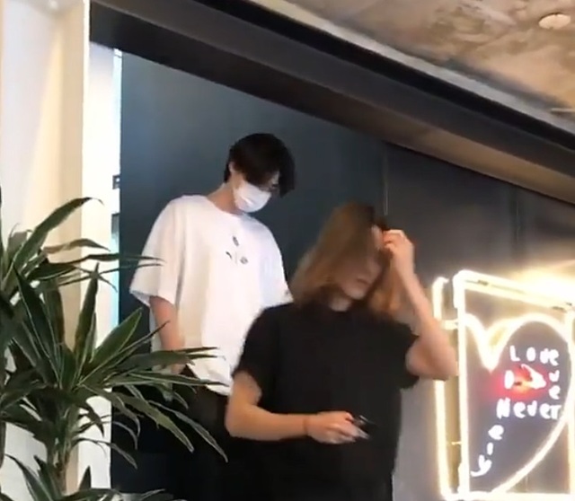 ▲ 배우 김우빈. 온라인 커뮤니티