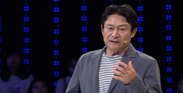 ▲ 배우 김응수가 자신의 수영장을 무료 개방하는 이유를 밝혔다. KBS 2TV