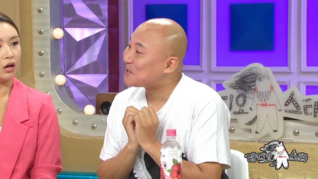 ▲ '신과 함께'의 원작자인 웹툰 작가 주호민이 '라디오스타'에 출연해 아직 관련 정산을 못 받았다고 고백해 시선을 집중시킬 예정이다. MBC