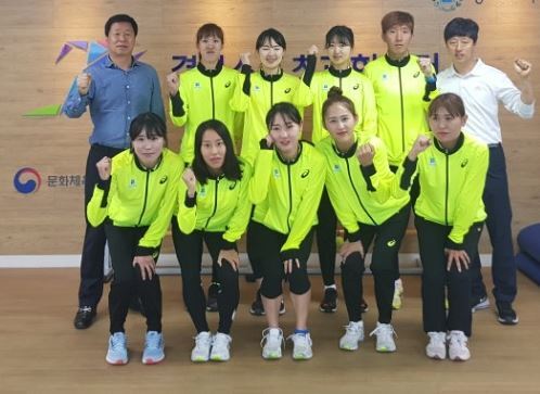 ▲ ‘2018 Happy700 평창대관령 전국하프마라톤대회’ 여자부 단체전에서 7년 만에 우승한 경기도청팀.경기도청 제공