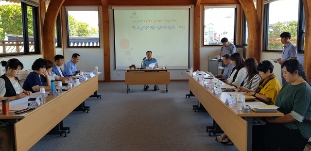 ▲ 수원시, 올해 2학기부터 관내 44개 고등학교 3학년 대상 중식 급식비 2940원 지원