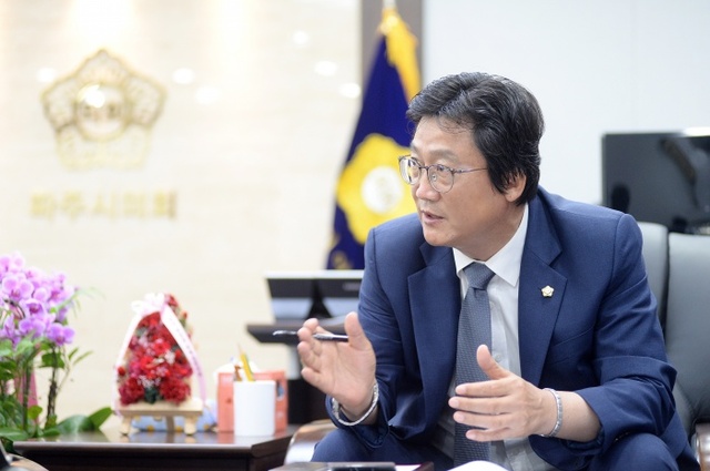 ▲ 손배찬 의장님 인터뷰 1