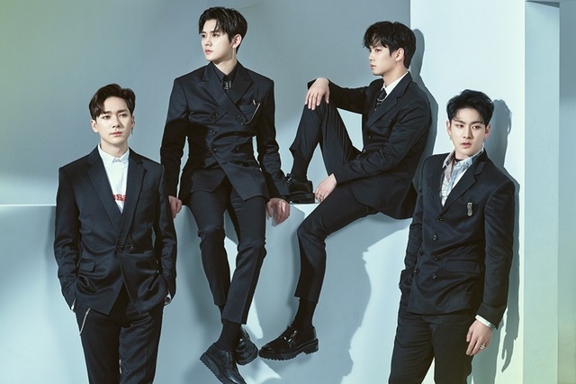 ▲ 뉴이스트W가 '미스터 션샤인' OST 'AND I'로 3개 음원차트 1위를 차지했다. 플레디스 엔터테인먼트