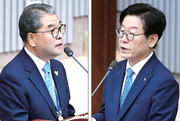 ▲ 29일 경기도의회 본회의장에서 열린 제330회 임시회 2차 본회의에서 이재명 경기도지사(오른쪽)와 이재정 경기도교육감이 의원들의 질의에 답하고 있다.  조태형기자