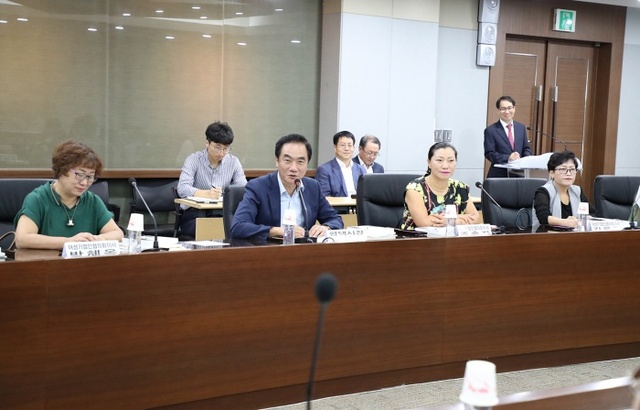 ▲ 정장선 평택시장, 여성기업인과 소통 간담회