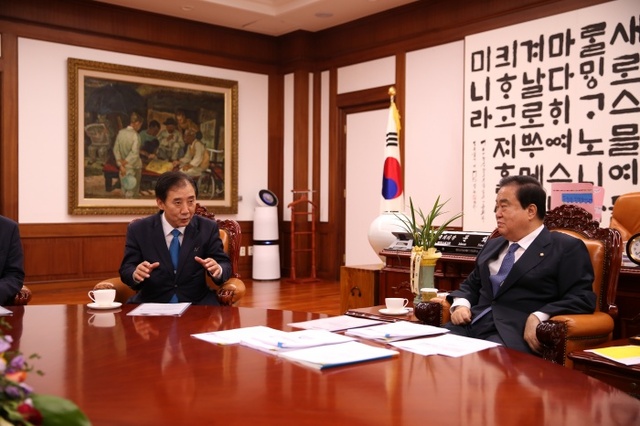 ▲ 박윤국 포천시장 국회의장 접견