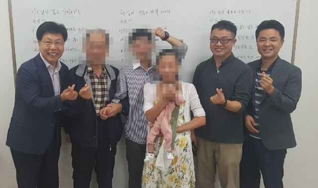 ▲ 잃어버린 아들과 30년 만에 상봉…경찰 도움으로 가슴의 한 풀어