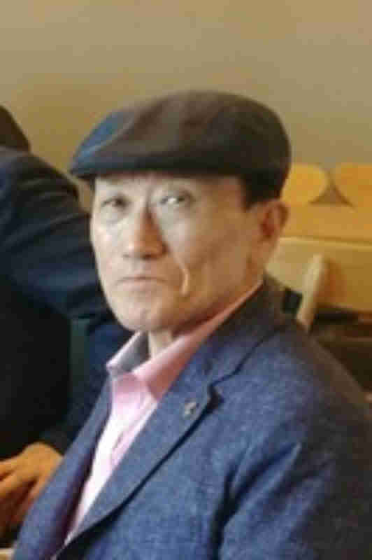 ▲ 경남 마산 출생. 경기시조시인협회 회원. 수원문인협회 이사.