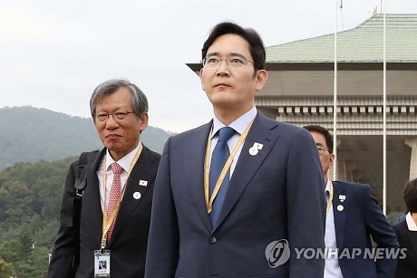 삼성전자 이재용 부회장이 삼성그룹 총수로는 처음으로 남북정상회담 수행단에 참석해 북한을 방문했다. 사진/연합뉴스, 평양사진공동취재단 
