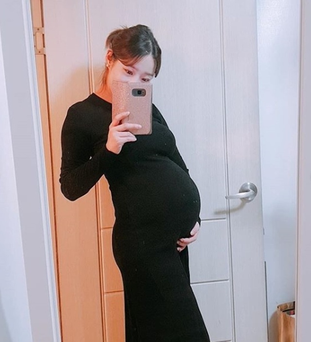 ▲ 안소미가 서울 강서구 한 산부인과에서 3kg의 딸을 출산했다. 안소미 인스타그램