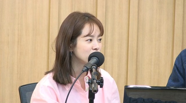 ▲ '컬투쇼'에서 한지민이 영화 '미쓰백'에서 연기 변신을 했다고 밝혔다. 방송 캡처