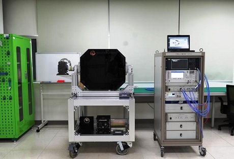 ▲ 한화시스템 AESA 레이다 개발 Lab 내부