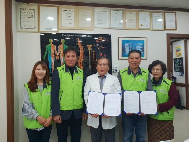 ▲ 광주시 퇴촌면 지역사회보장협의체, 관내 의료기관과 예방접종지원 협약 체결