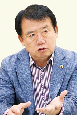 ▲ 의회운영위원회 이필근 부위원장1