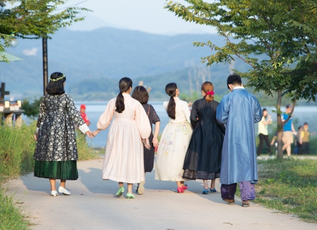 ▲ 두물머리 인생이야기 한복여행 (3)