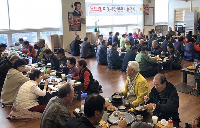 ▲ [이미지] 도드람, ‘이웃사랑 한돈 나눔행사’로 따뜻한 온정 나눠