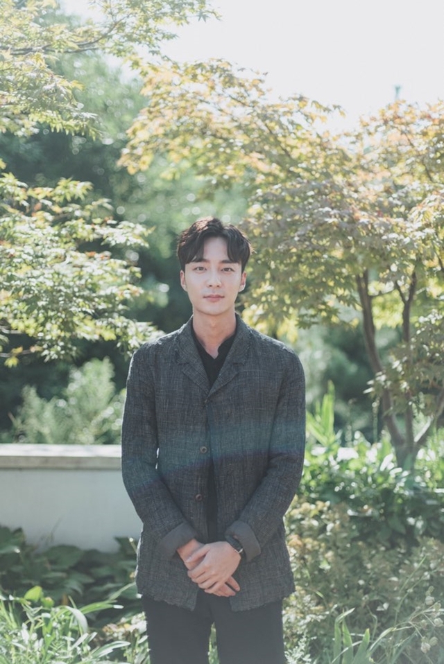 ▲ 가수 로이킴의 '그때 헤어지면 돼'가 1억 스트리밍을 달성했다. 스톤뮤직엔터테인먼트