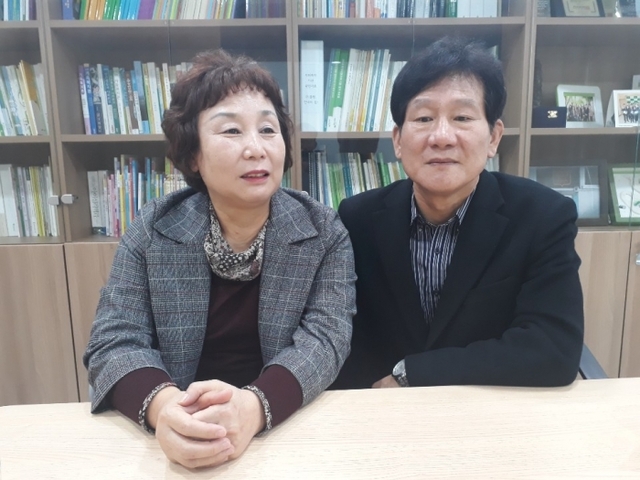 ▲ 이전구 이준우 부부