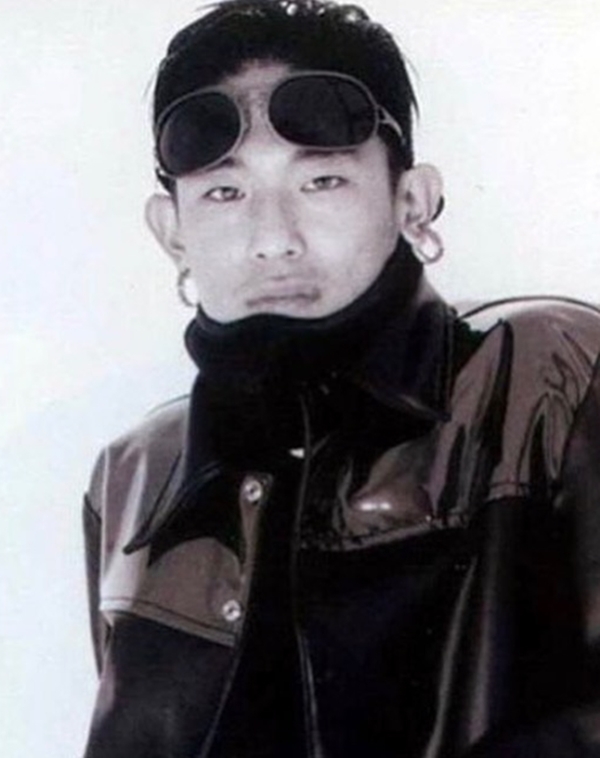 듀스 멤버 故 김성재. 윤종신 인스타그램