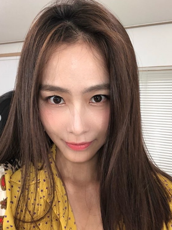 배우 홍수현. 인스타그램