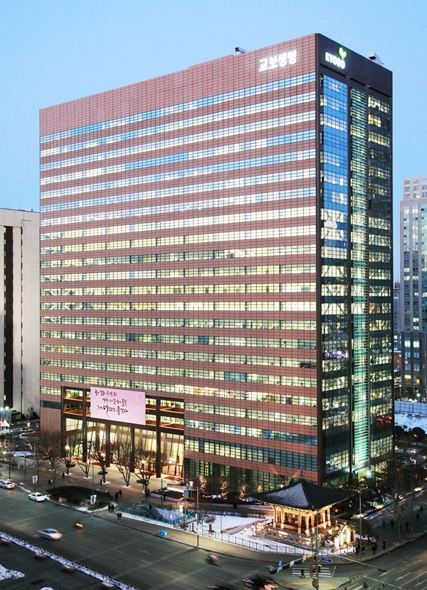 ▲ 교보생명 광화문 본사 사옥(야경)