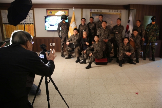 제5기갑여단은 라미현 작가와 지역내 참전용사 두명을 초청해 코리아 워 베테랑 프로젝트 행사를 가졌다.