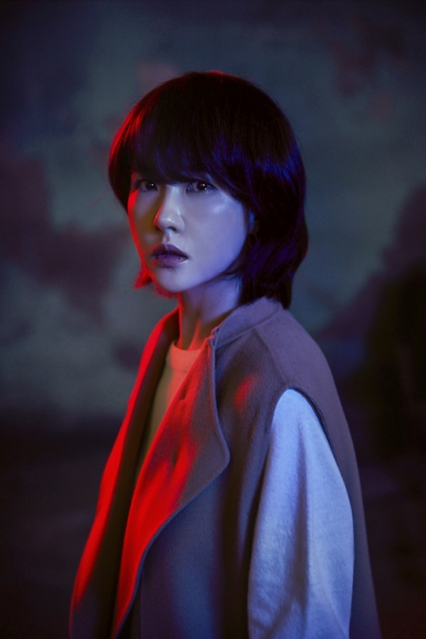 '붉은 달 푸른 해' 김선아. 메가몬스터