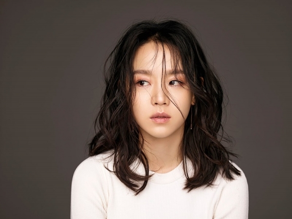 배우 신혜선. YNK엔터테인먼트