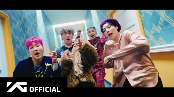 위너가 컴백 당일 새 싱글 'MILLIONS(밀리언즈)'의 후렴구까지 공개됐다. YG엔터테인먼트