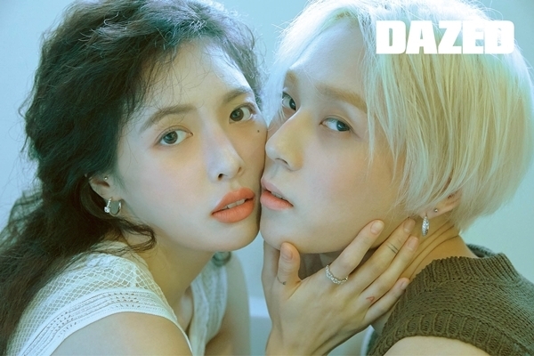 가수 현아와 그룹 펜타곤 출신 이던. 데이즈드