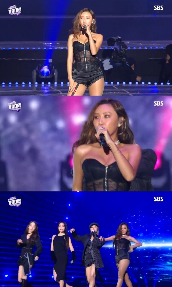 마마무 화사의 무대 의상이 또 다시 논란에 휩싸였다. '2018 SBS 가요대전' 방송 캡처