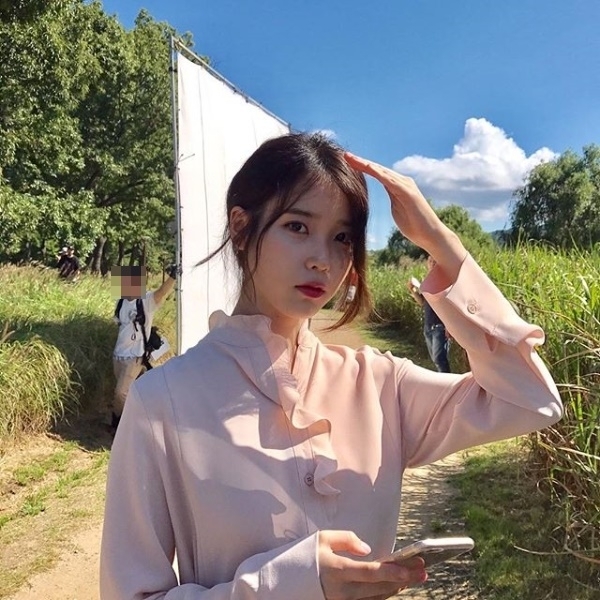 가수 아이유. 아이유 인스타그램