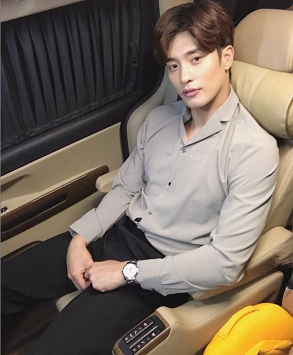 배우 성훈. 인스타그램